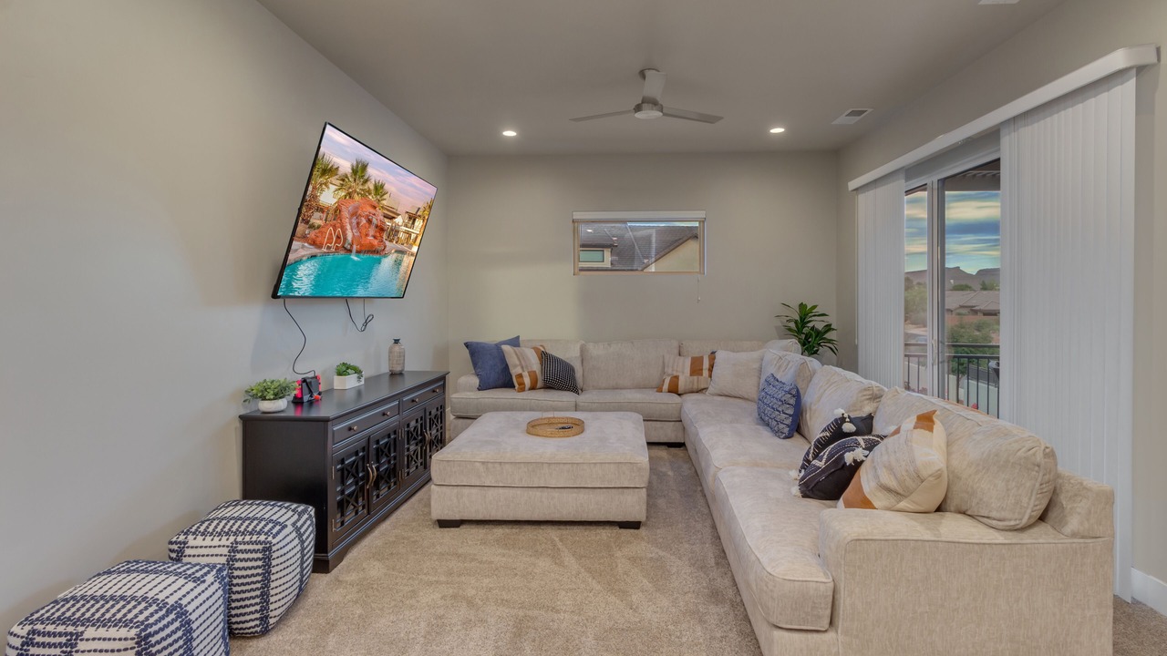 Photo of Livingroom in Ivins