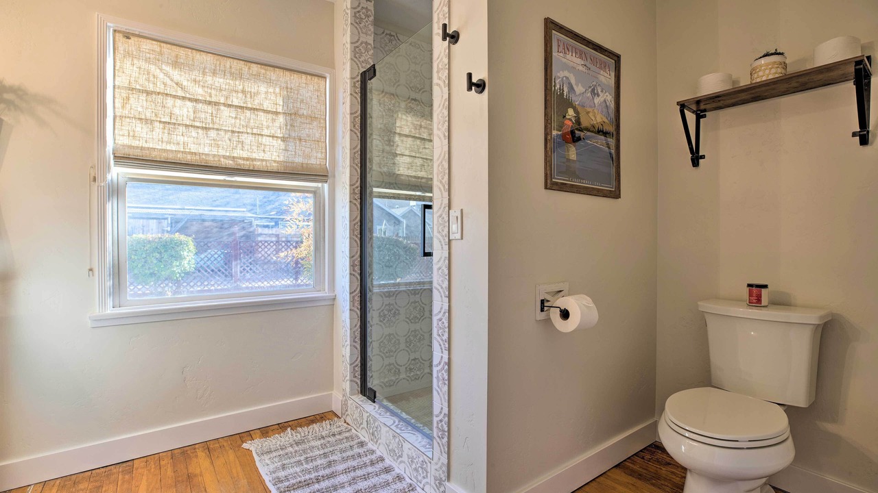 Photo of Bathroom in Bishop