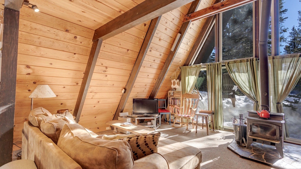 Photo of Bedroom in Bear Valley
