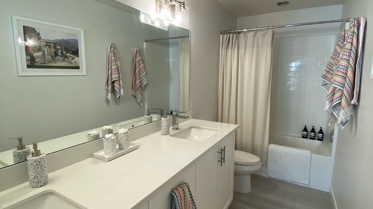 Photo of Bathroom in B-Bar-H Ranch