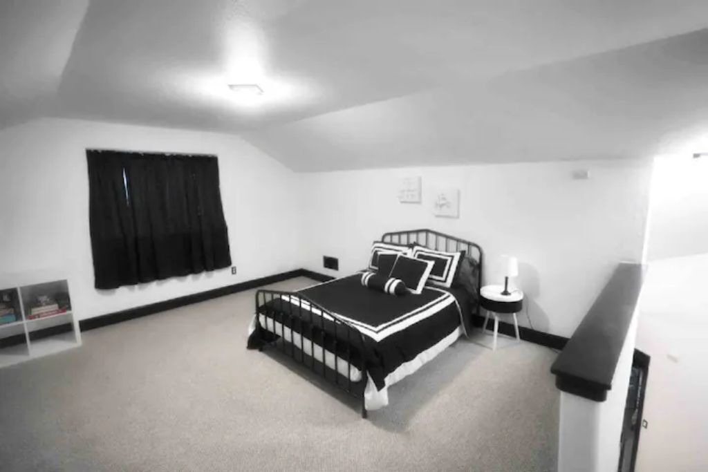 Photo of Bedroom in West Salem
