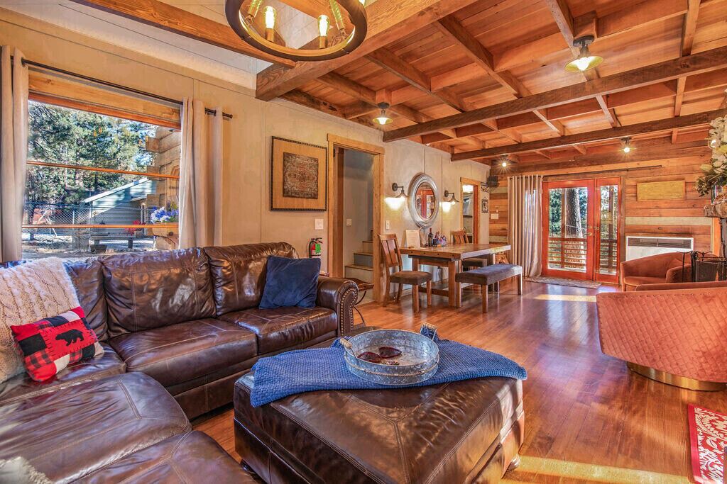 Photo of Livingroom in Boulder Bay
