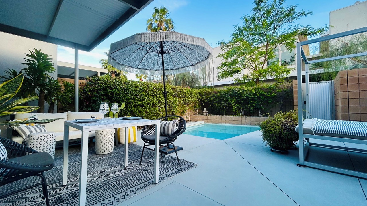 Photo of Outdoor in Twin Palms