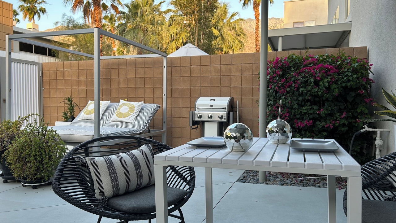 Photo of Outdoor in Twin Palms