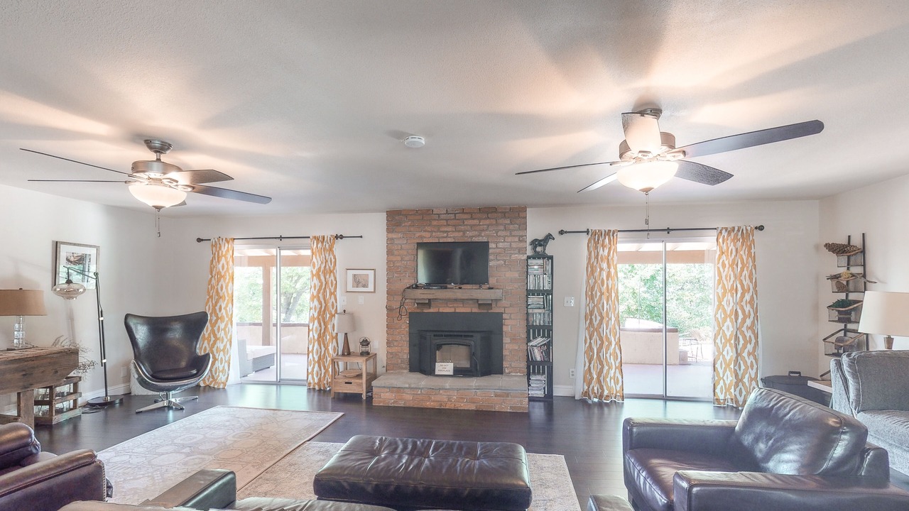 Photo of Livingroom in North Fork