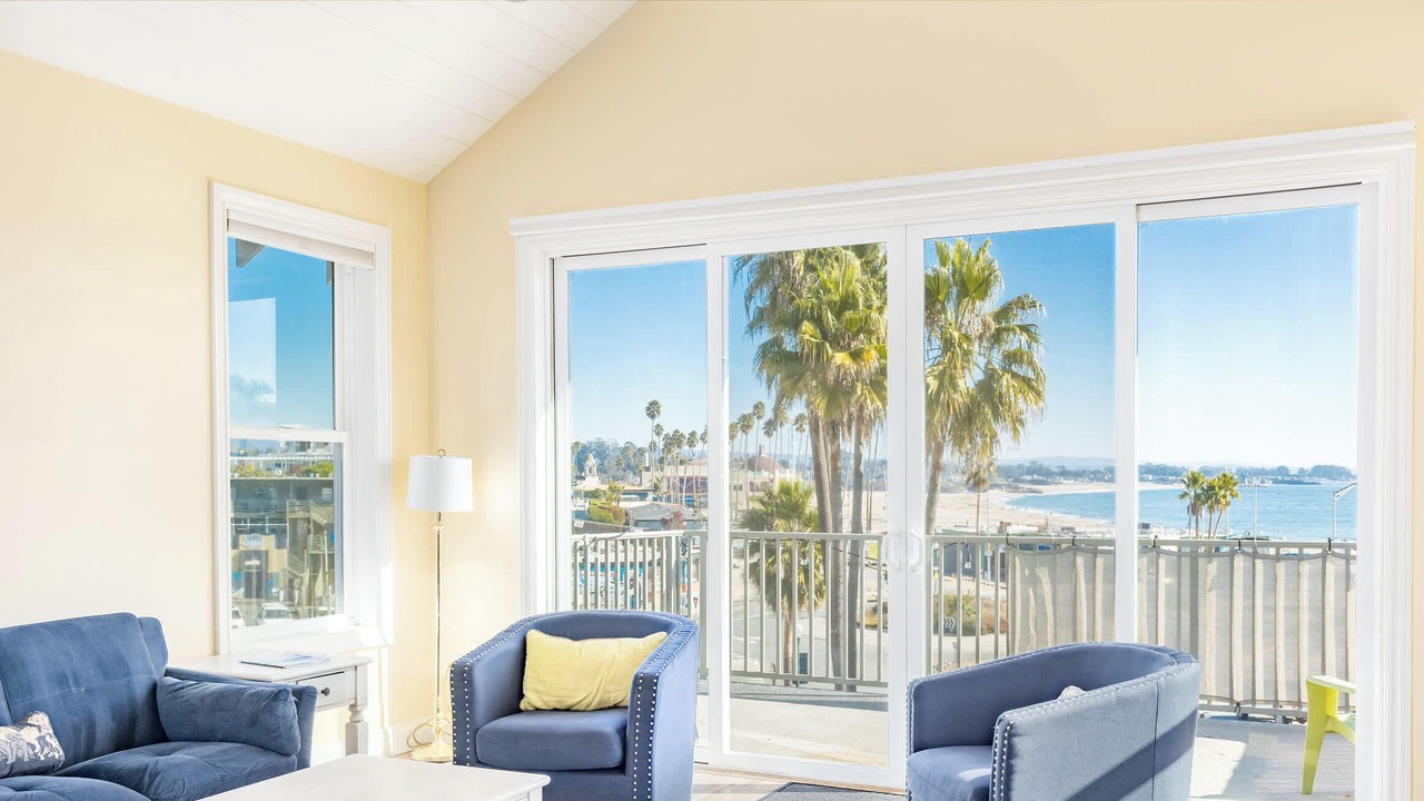 Photo of Livingroom in Westside Santa Cruz