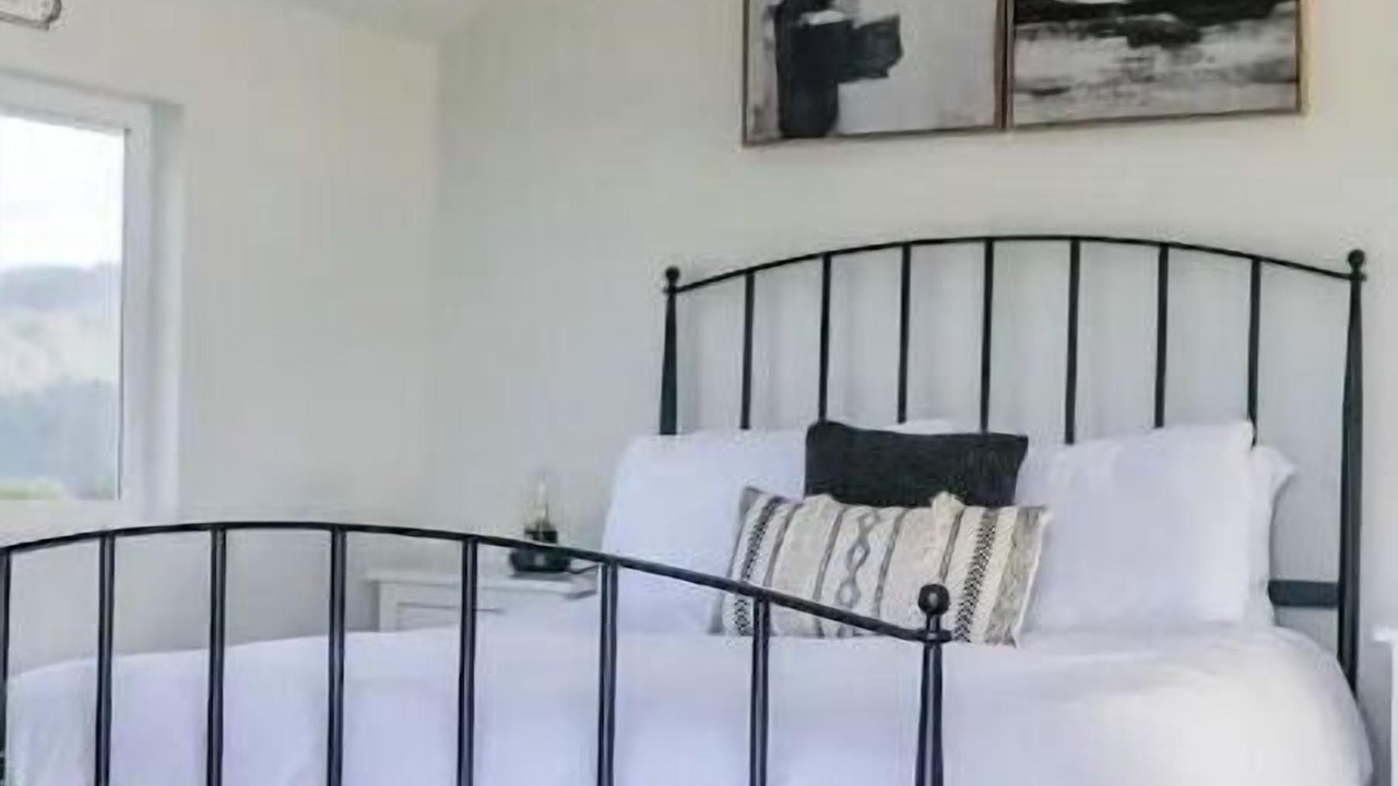 Photo of Bedroom in Rio Dell
