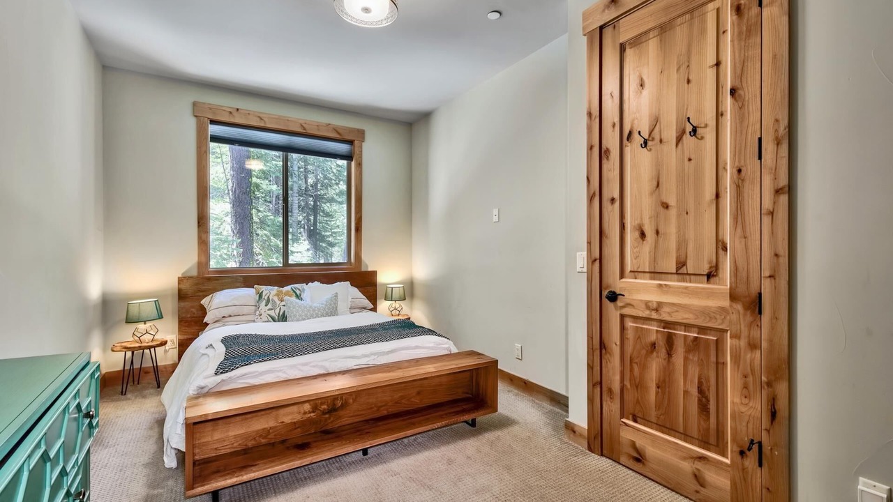 Photo of Bedroom in Kingswood Estates