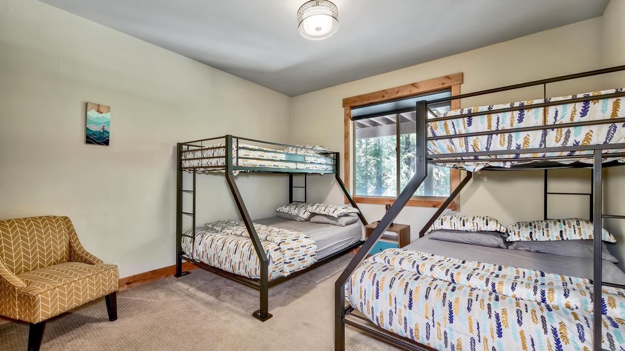 Photo of Bedroom in Kingswood Estates