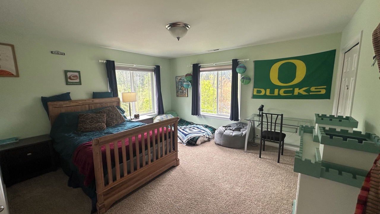 Photo of Others in Eugene