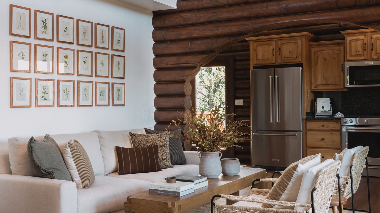 Photo of Livingroom in Zion National Park East Entrance