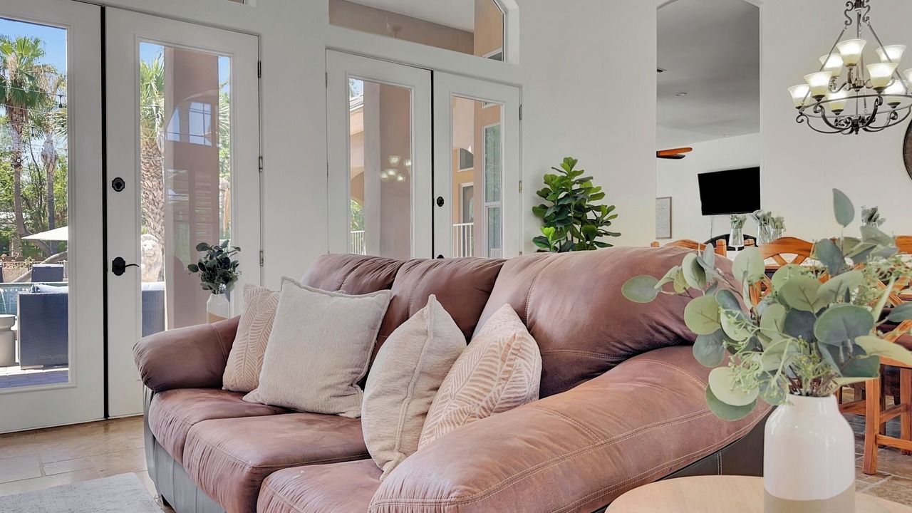 Photo of Livingroom in Circle G at Riggs Ranch