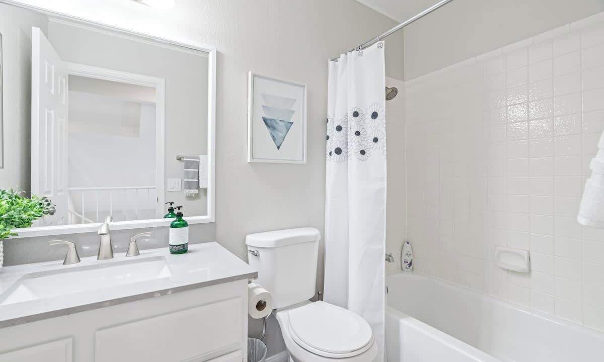 Photo of Bathroom in Highland Hills