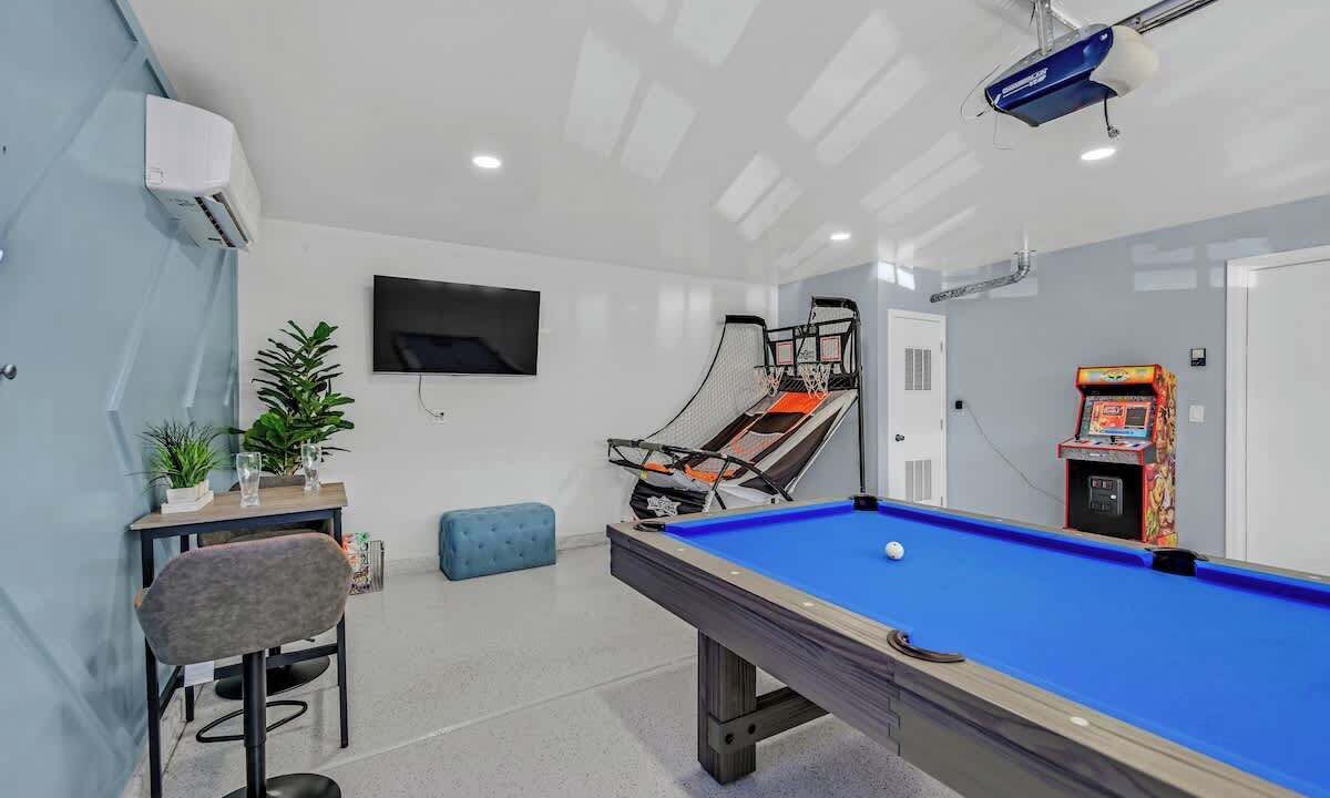 Photo of Bedroom in Highland Hills