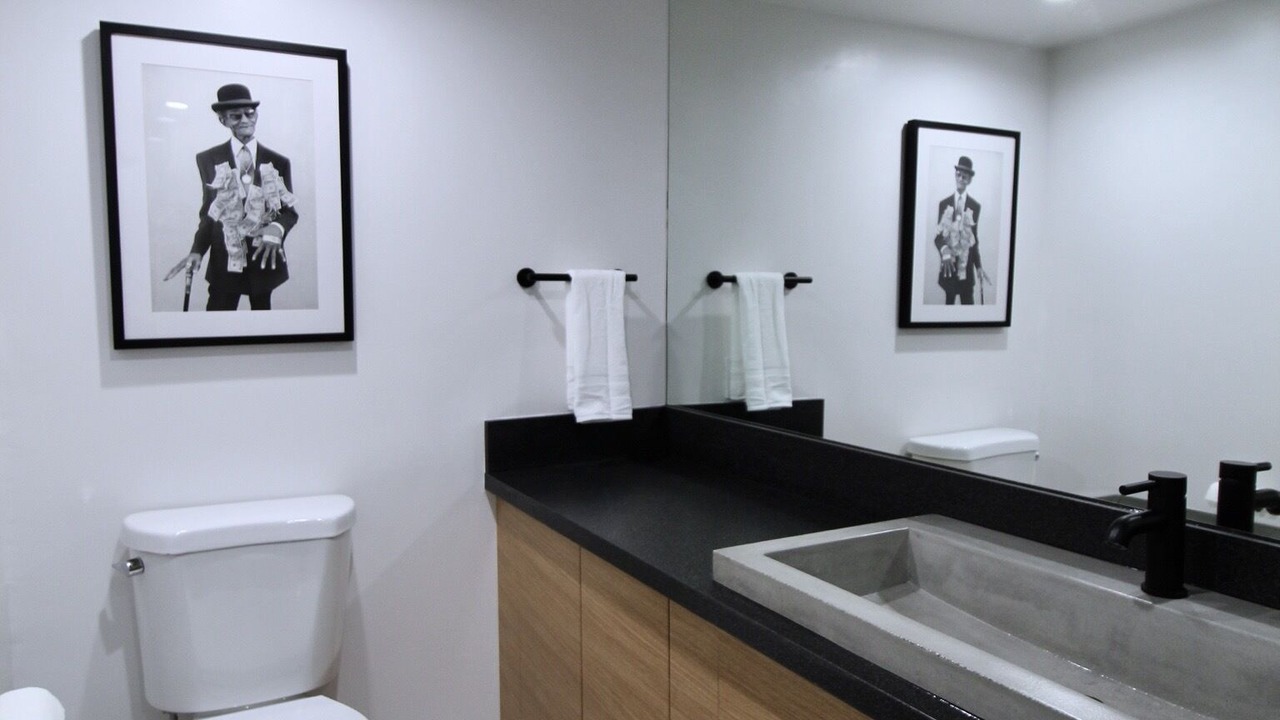 Photo of Bathroom in Los Angeles