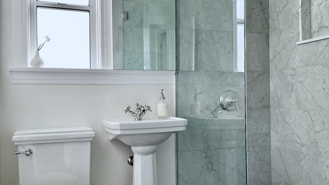 Photo of Bathroom in Los Angeles