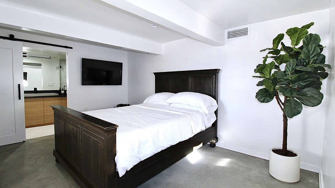 Photo of Bedroom in Los Angeles