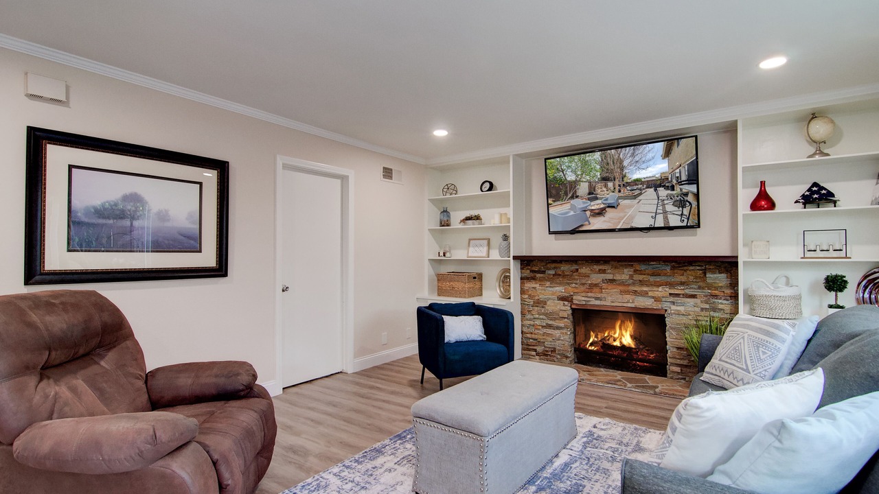 Photo of Livingroom in Tustin