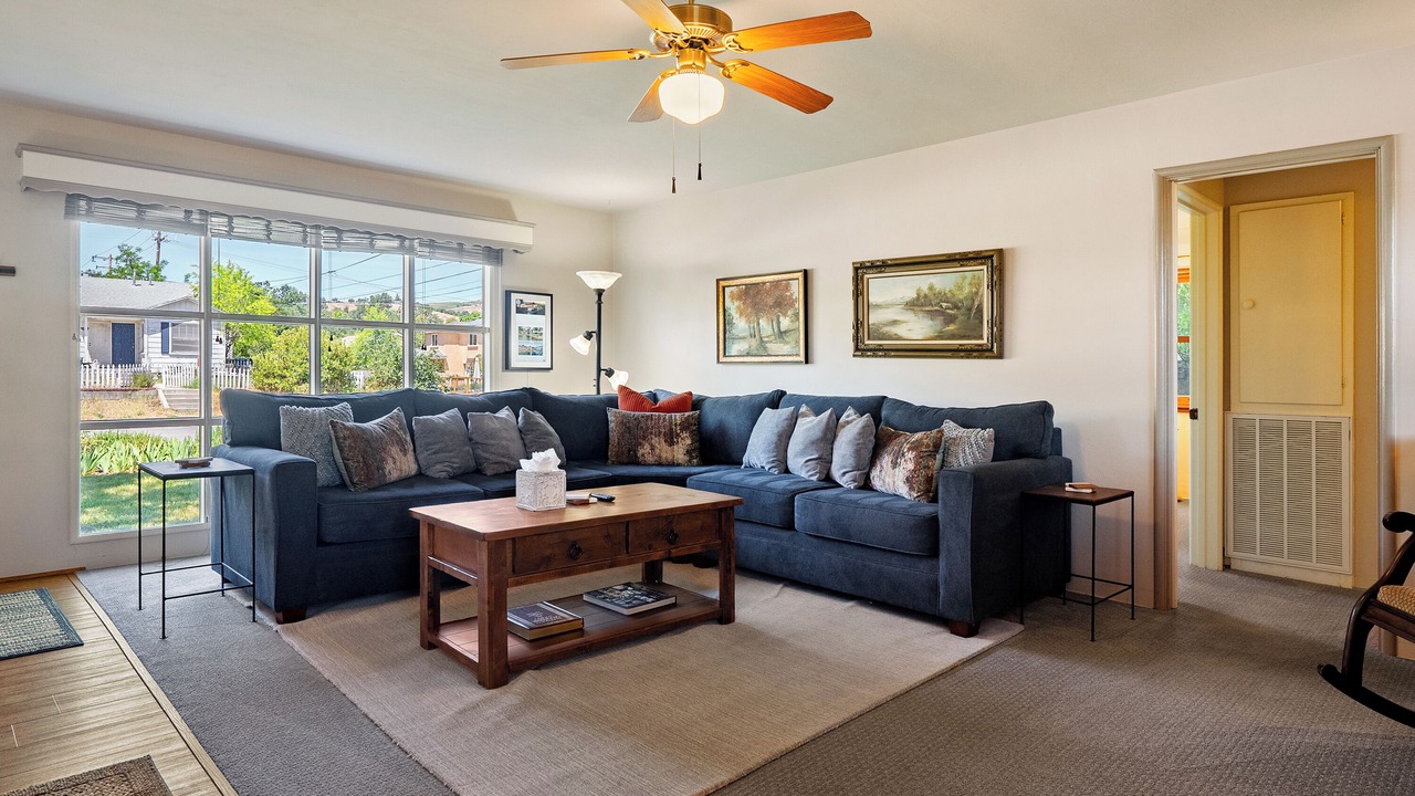 Photo of Livingroom in Paso Robles