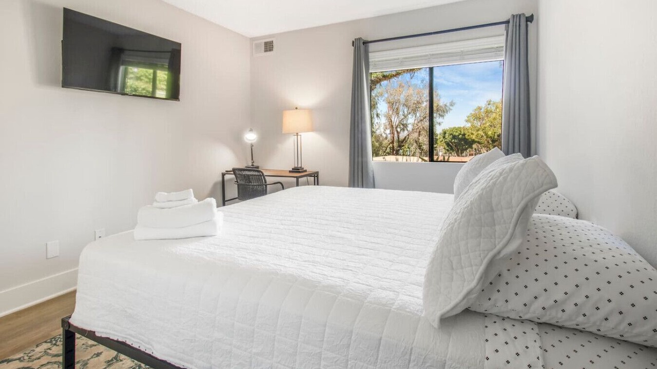 Photo of Bedroom in Ivey Ranch - Rancho Del Oro