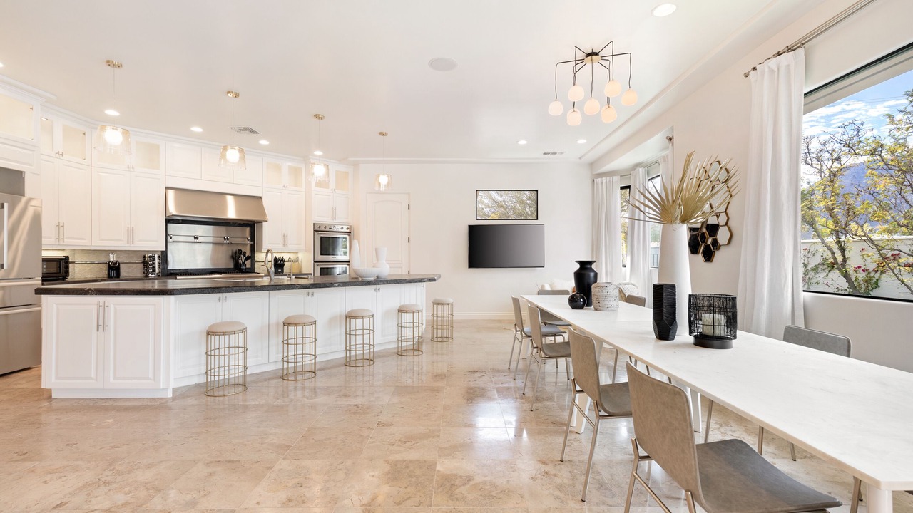 Photo of Kitchen in Racquet Club West