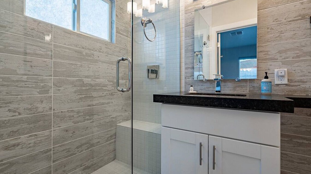 Photo of Bathroom in Encanto