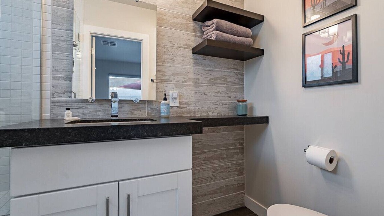 Photo of Bathroom in Encanto