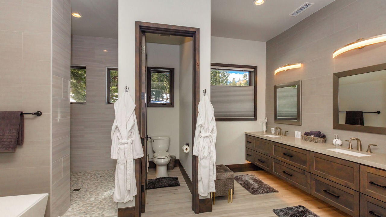 Photo of Bathroom in Ponderosa Palisades