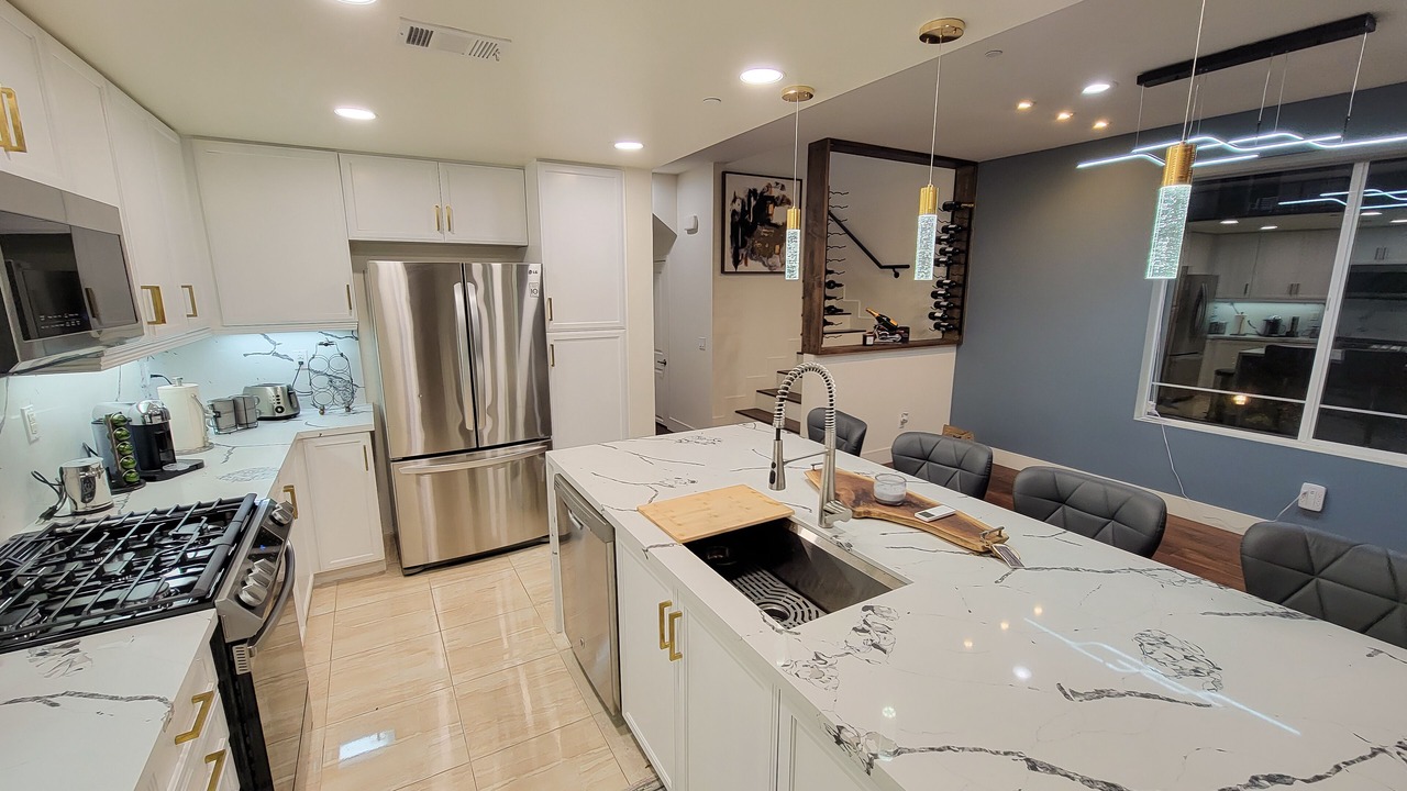 Photo of Kitchen in Airport Area