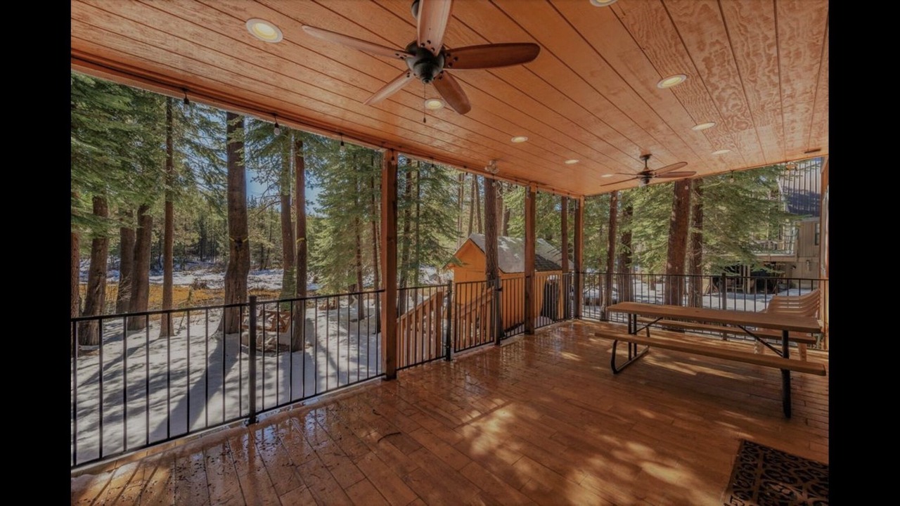 Photo of Patio Balcony in Pla-Vada Woodlands