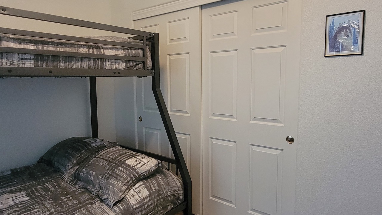 Photo of Bedroom in Bullhead City