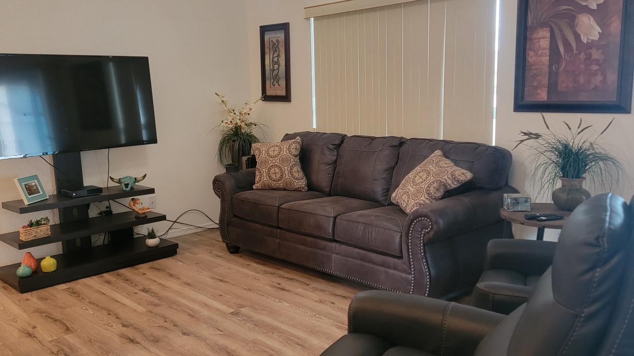 Photo of Livingroom in Bullhead City