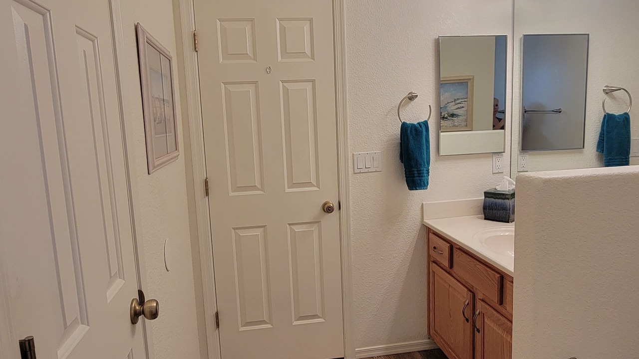 Photo of Bathroom in Bullhead City