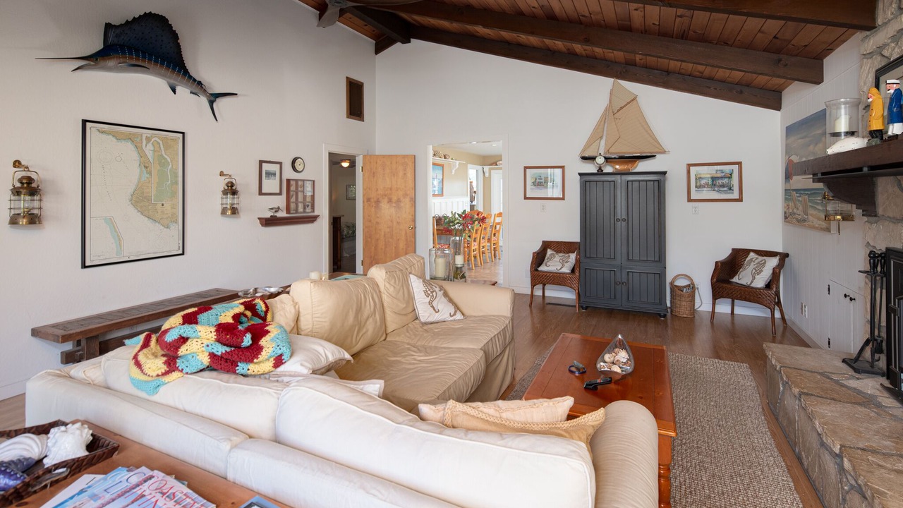 Photo of Livingroom in Cayucos