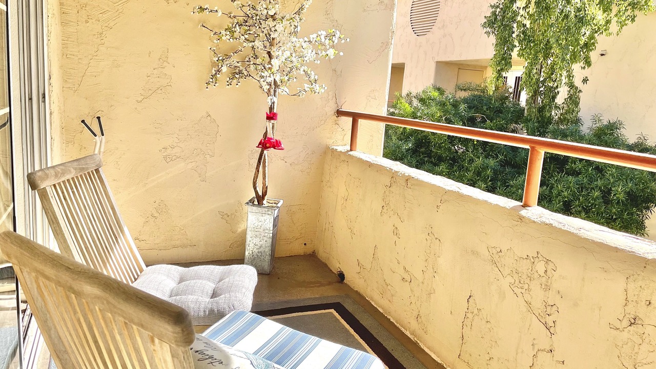 Photo of Patio Balcony in Camelback East