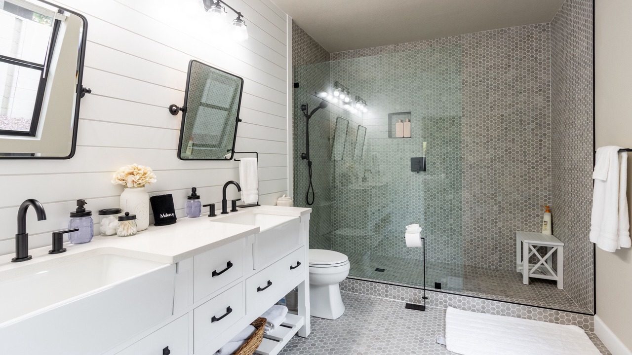 Photo of Bathroom in Alta Vista Estates
