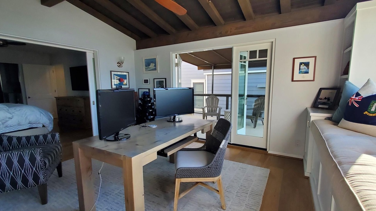 Photo of Bedroom in Corona del Mar