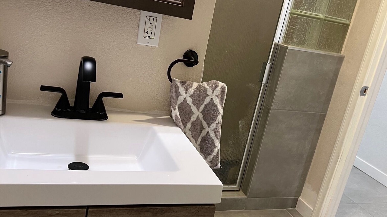Photo of Bathroom in Sunrise Vista Chino