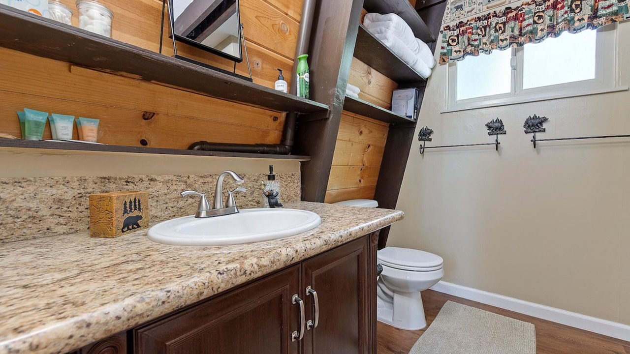 Photo of Bathroom in Fish Camp