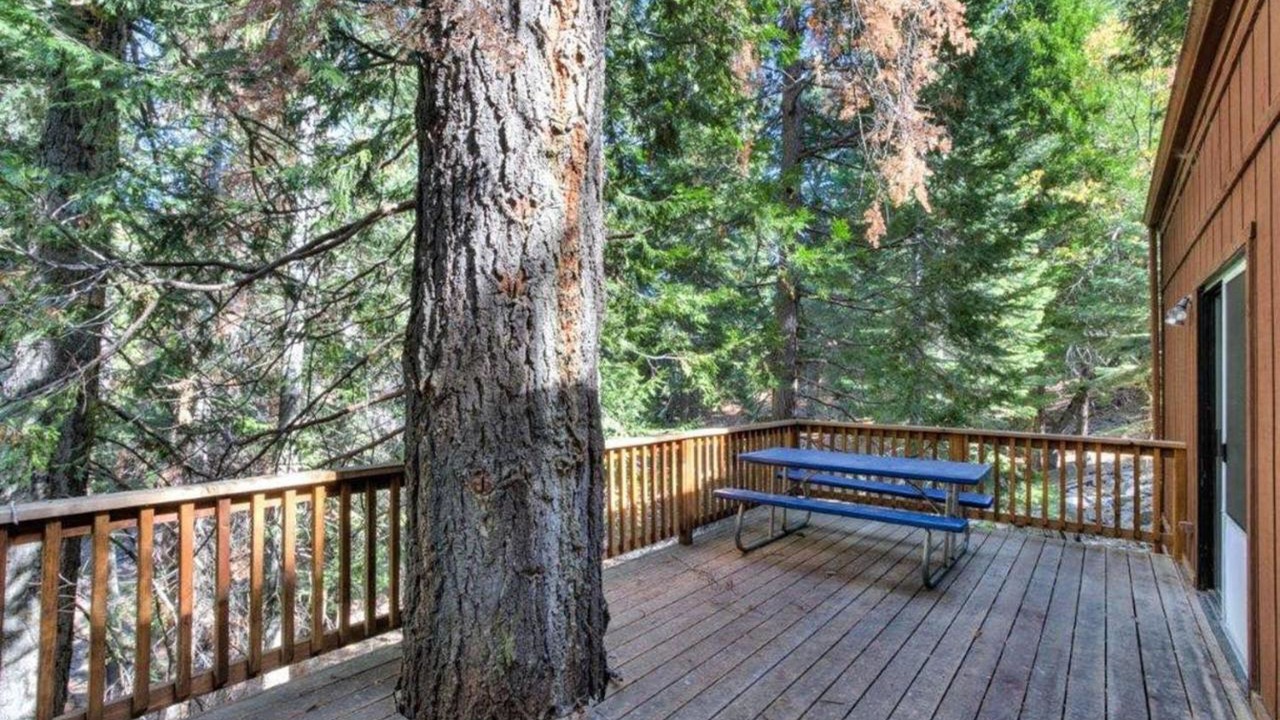 Photo of Outdoor in Yosemite West