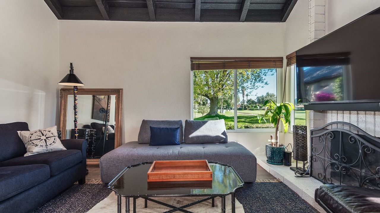 Photo of Livingroom in Palm Springs