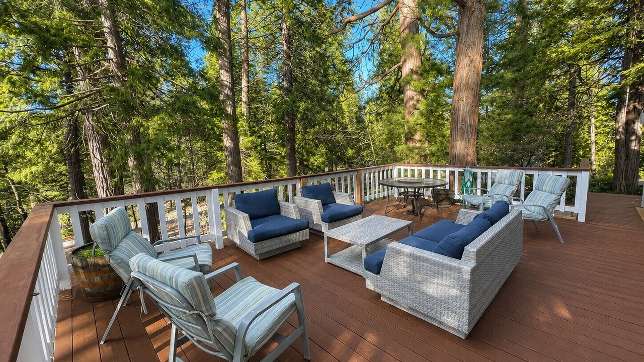 Photo of Patio Balcony in Glencoe