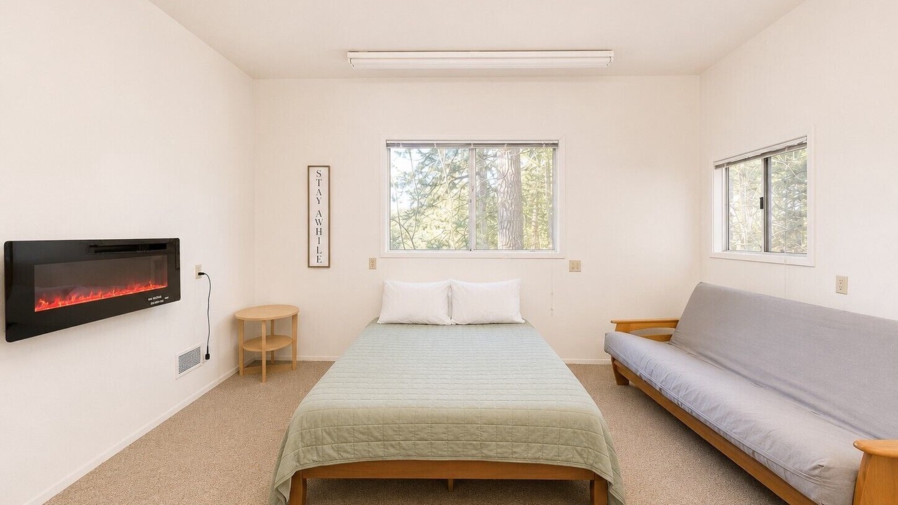 Photo of Bedroom in Glencoe
