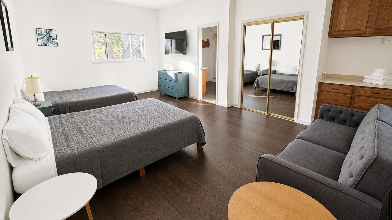 Photo of Bedroom in Glencoe