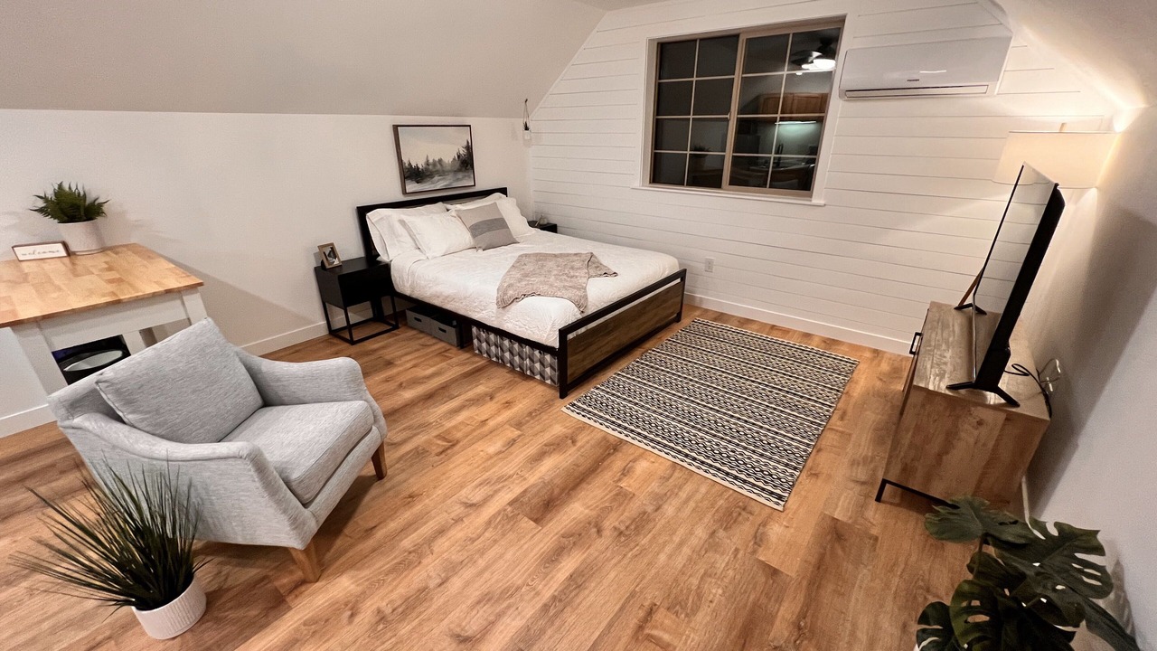 Photo of Bedroom in Boyd Acres
