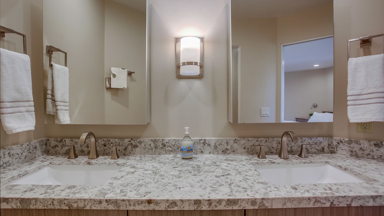 Photo of Bedroom in Del Mar