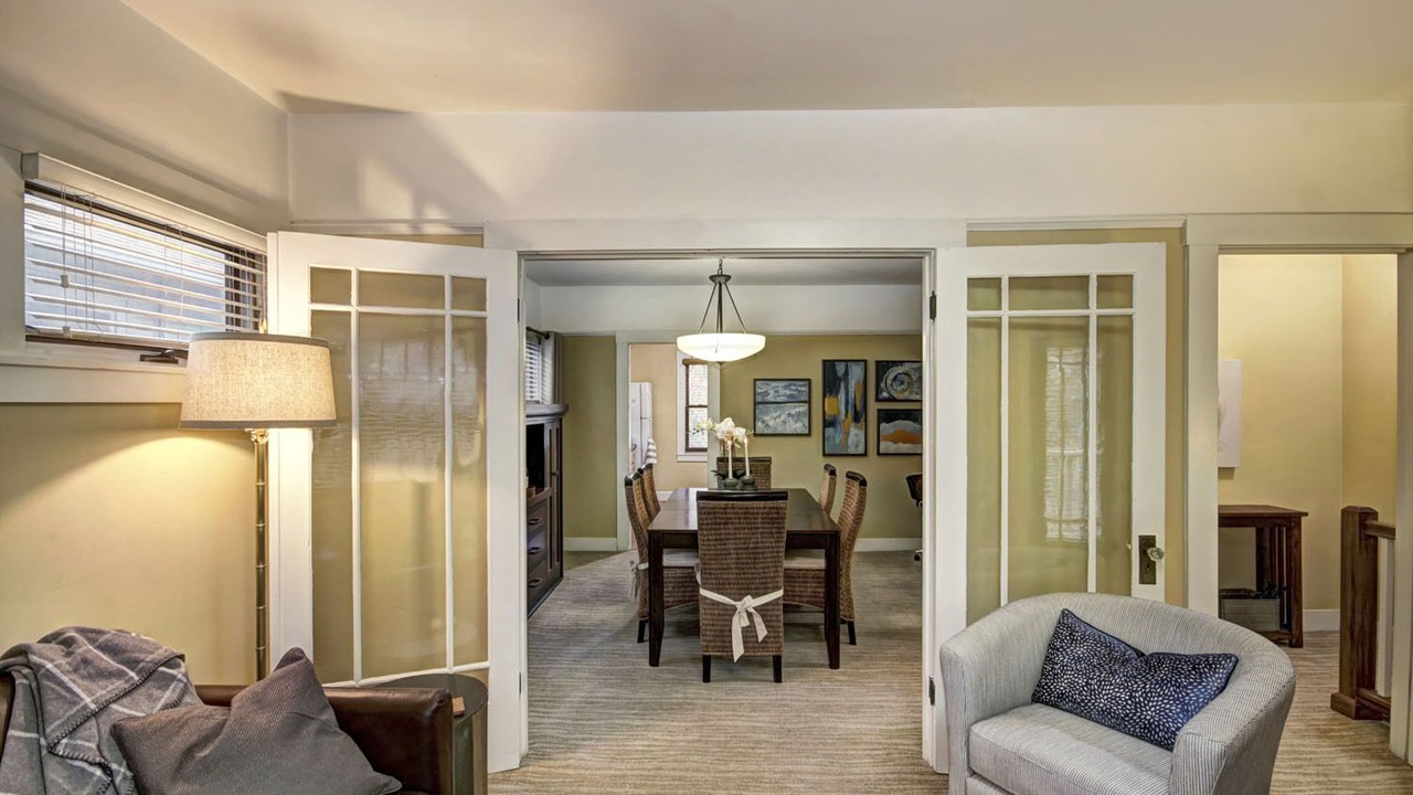 Photo of Livingroom in Downtown Sacramento