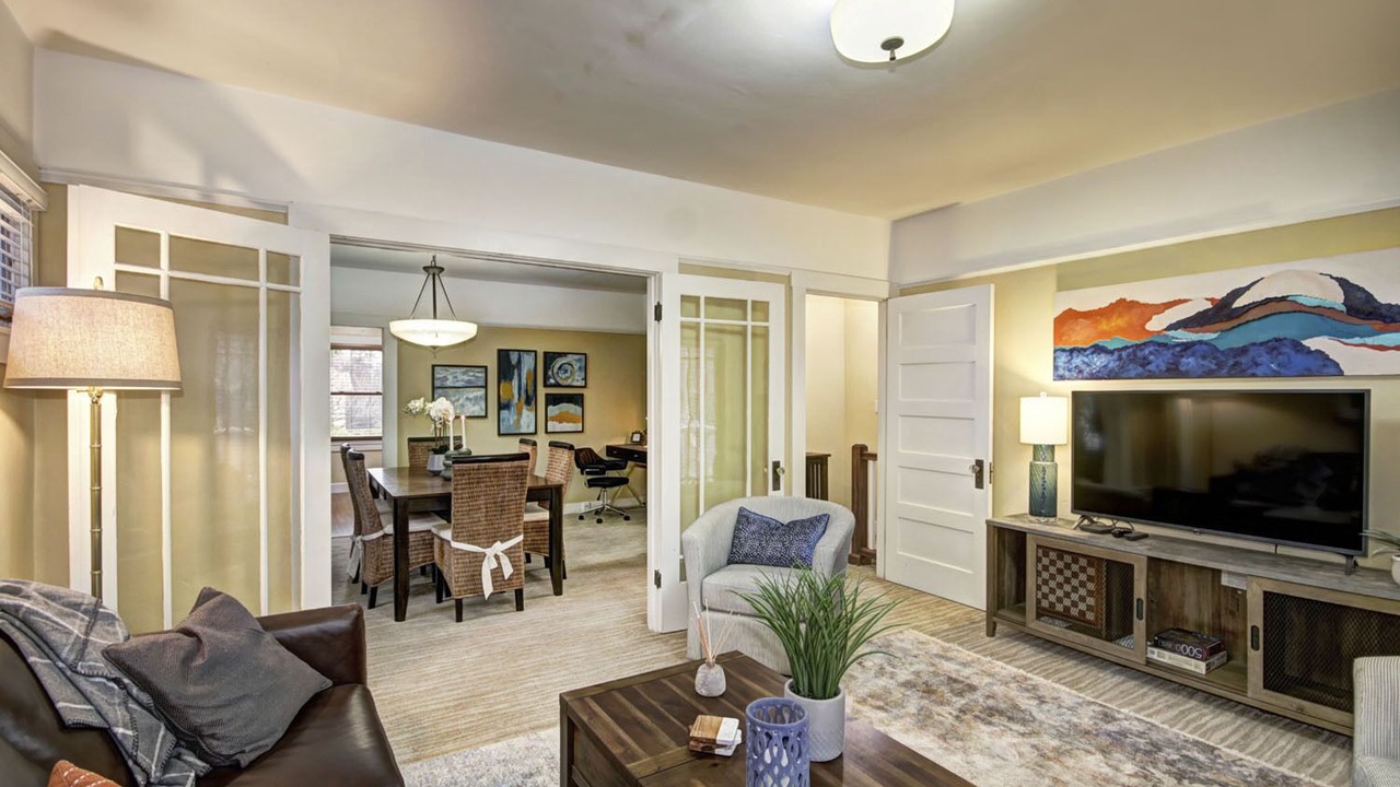 Photo of Livingroom in Downtown Sacramento