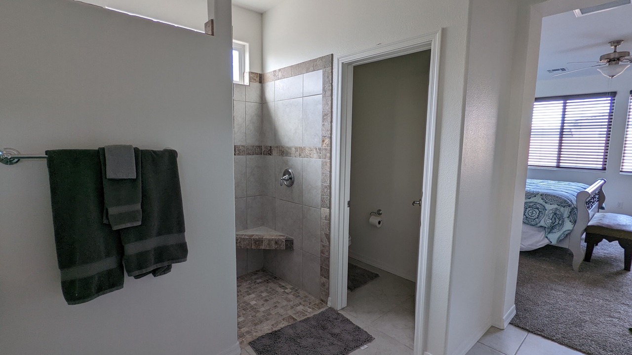 Photo of Bedroom in Holiday Shores