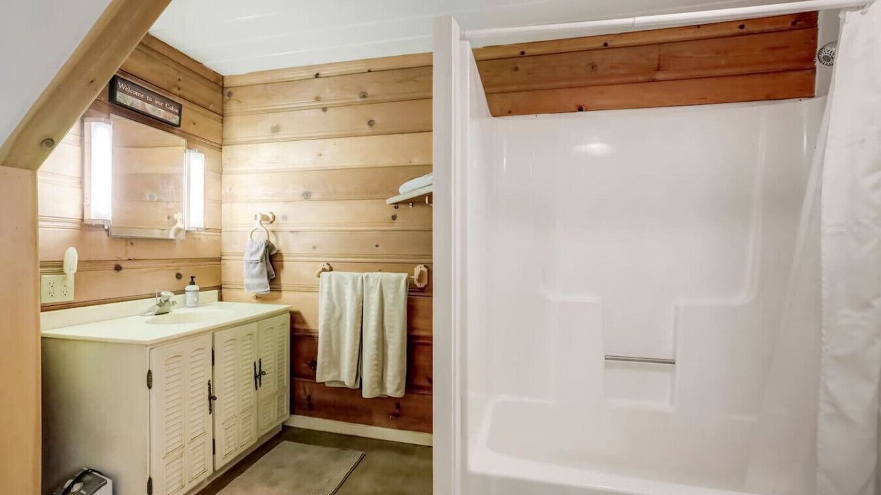 Photo of Bathroom in Mill Creek